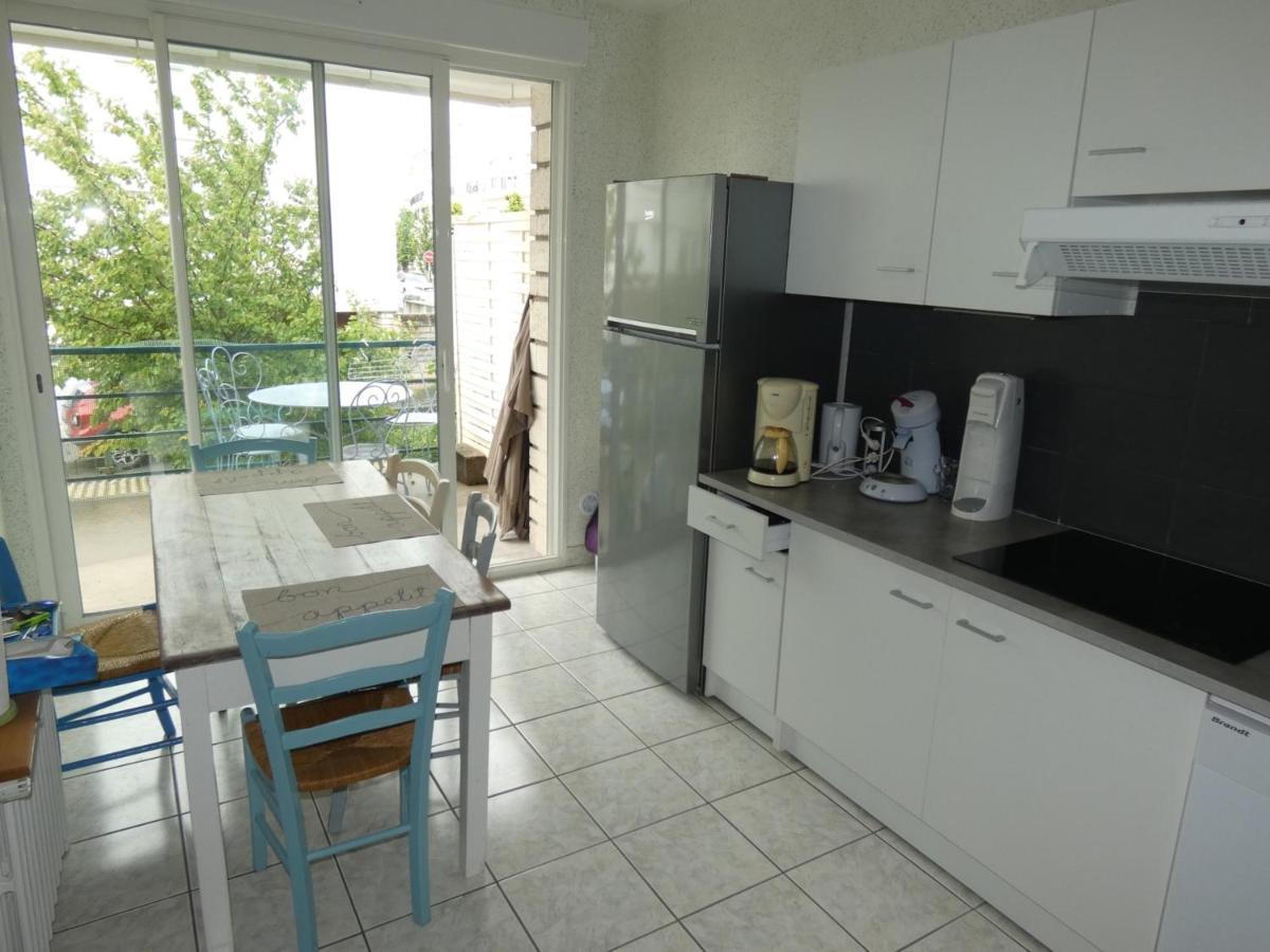 Appartement T3 Avec Terrasses Et Parking Prive En Centre-Ville De Royan, A 200M De La Plage - Fr-1-71-90 Exteriér fotografie