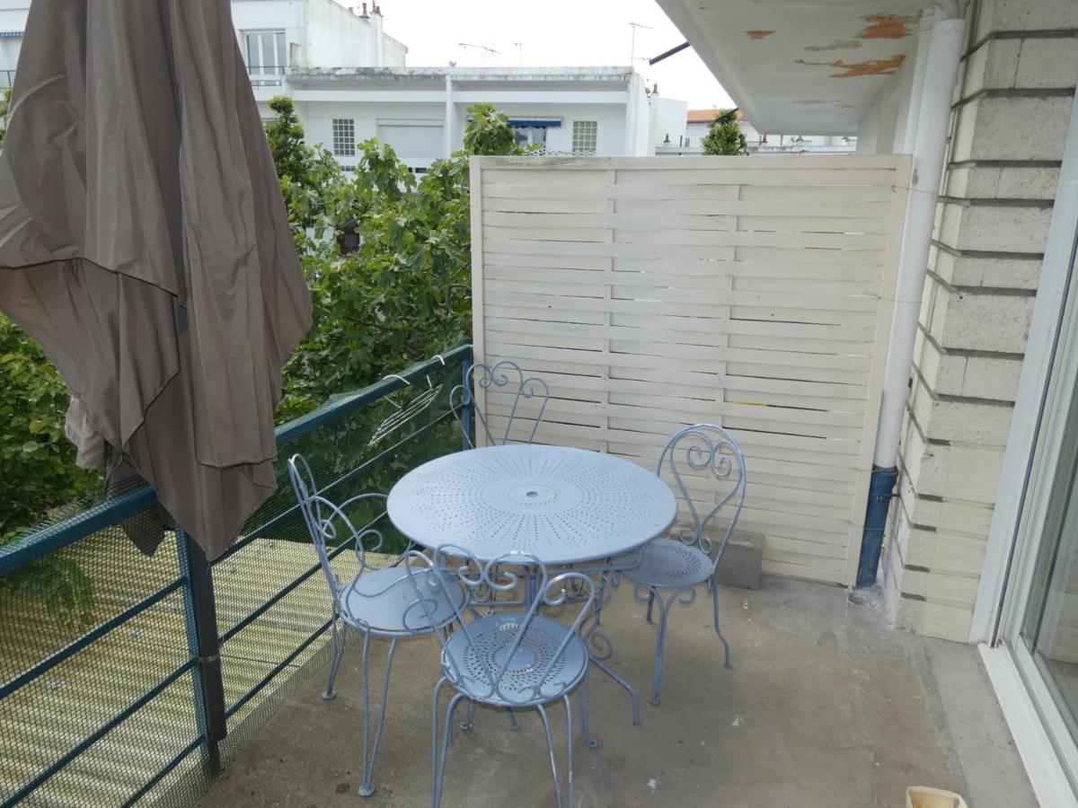 Appartement T3 Avec Terrasses Et Parking Prive En Centre-Ville De Royan, A 200M De La Plage - Fr-1-71-90 Exteriér fotografie
