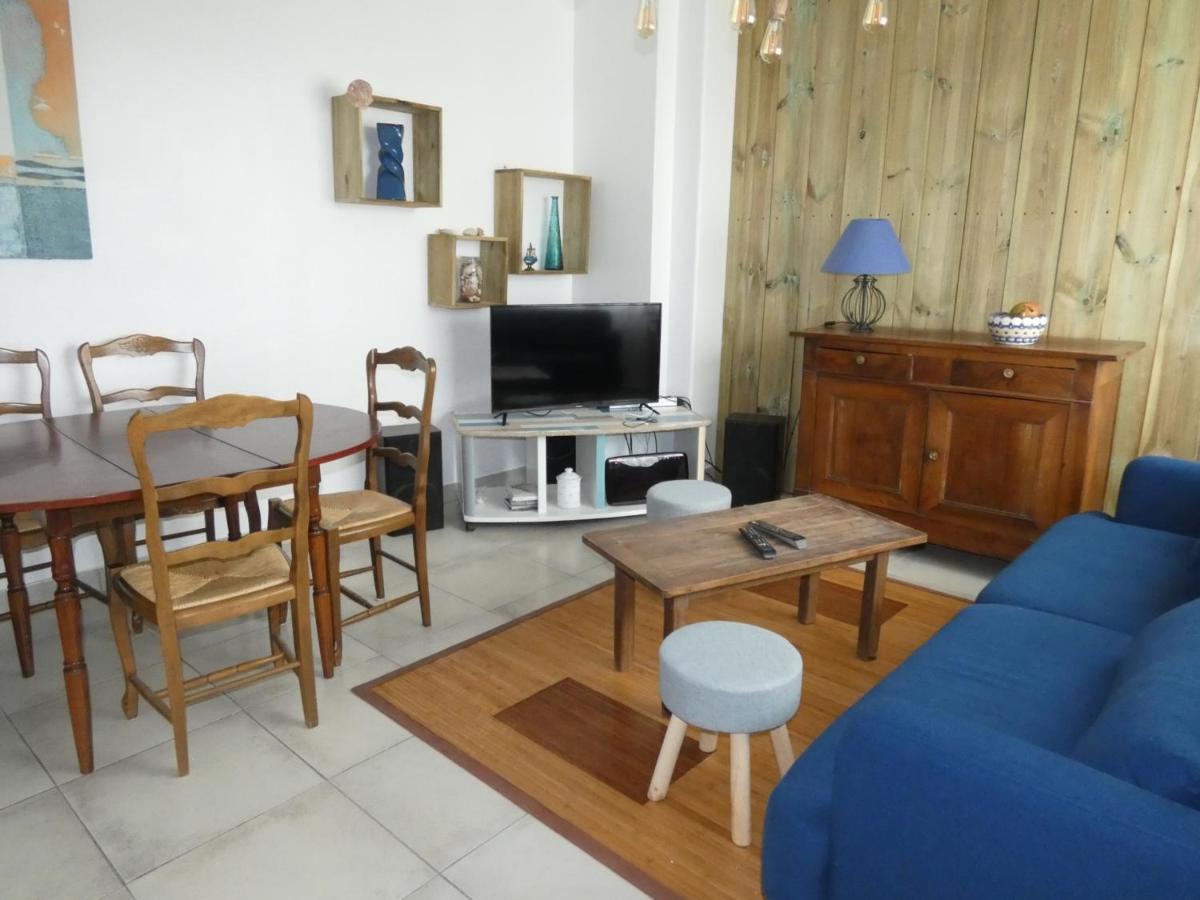 Appartement T3 Avec Terrasses Et Parking Prive En Centre-Ville De Royan, A 200M De La Plage - Fr-1-71-90 Exteriér fotografie
