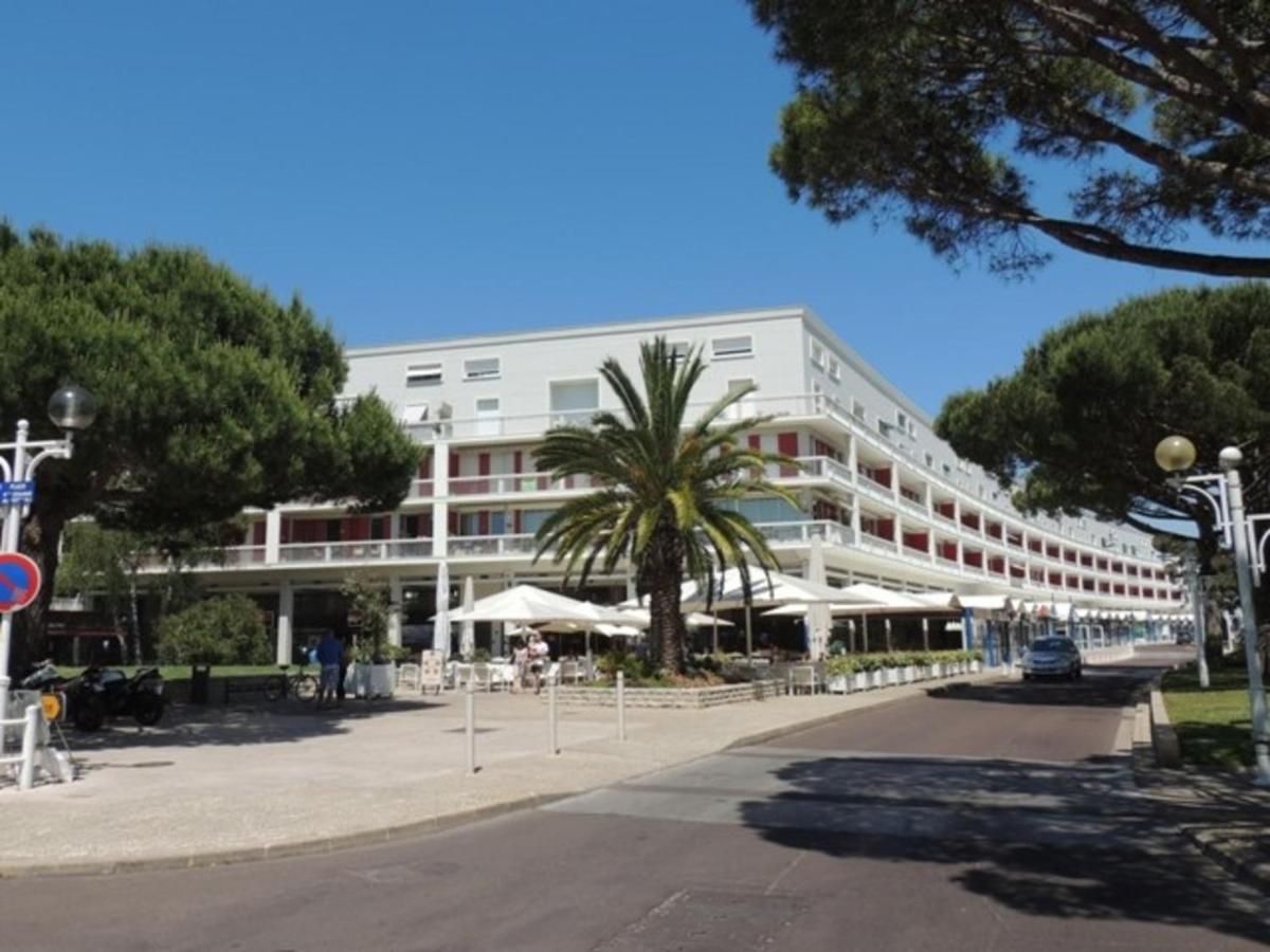 Appartement T3 Avec Terrasses Et Parking Prive En Centre-Ville De Royan, A 200M De La Plage - Fr-1-71-90 Exteriér fotografie